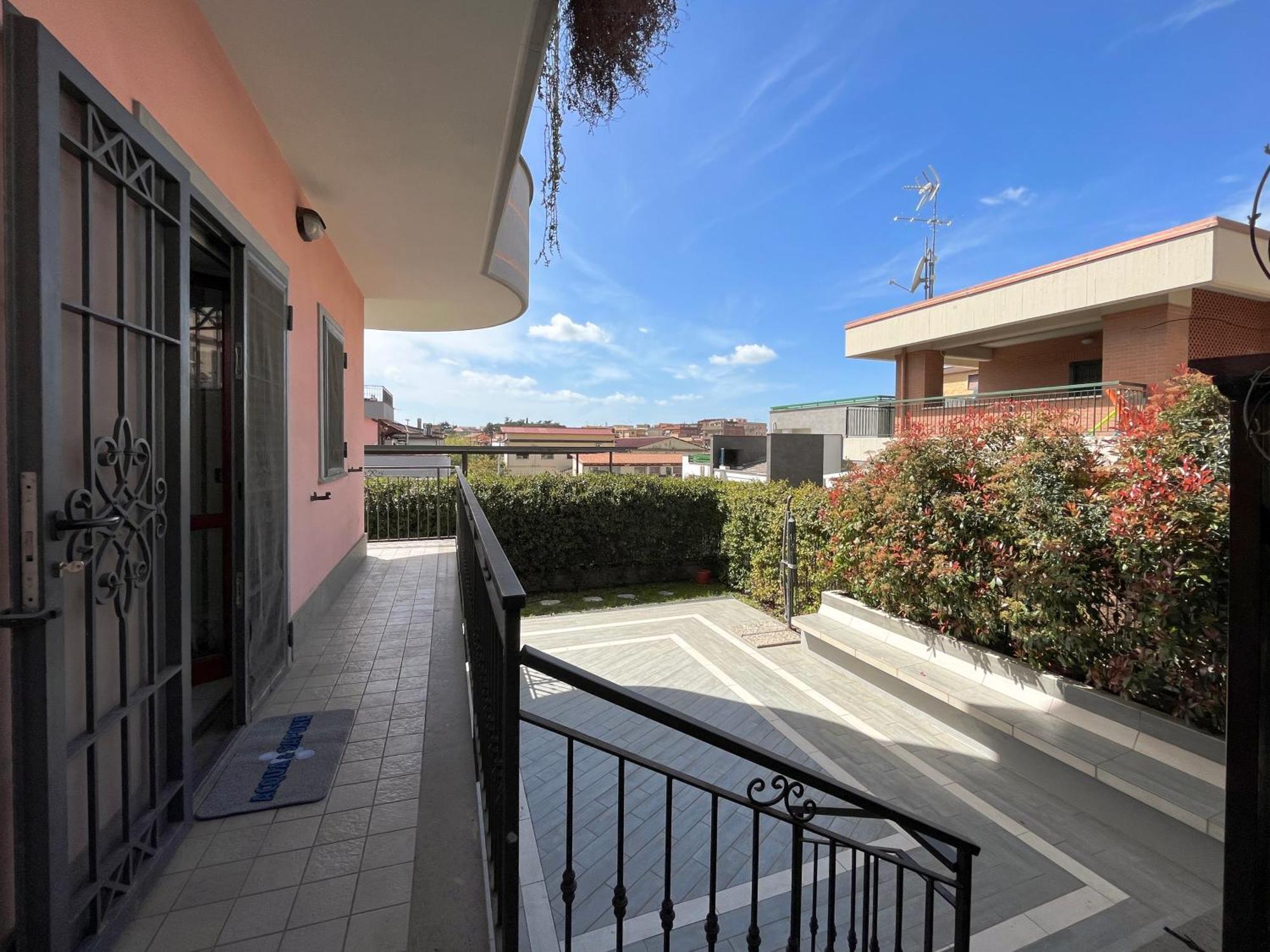 Oasi Holiday Anagnina Rome Exterior photo